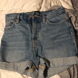 BDG mom jean shorts